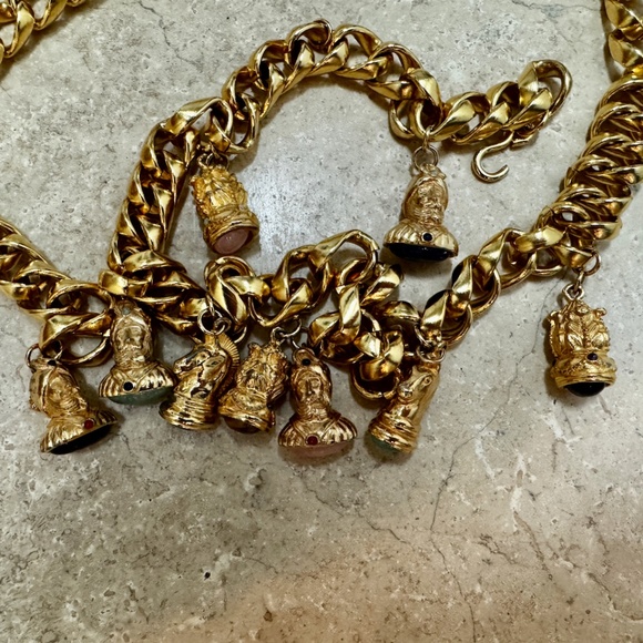 JUDITH LEIBER Chess Semi Precious Stones Dangling Charm Gold Link Belt